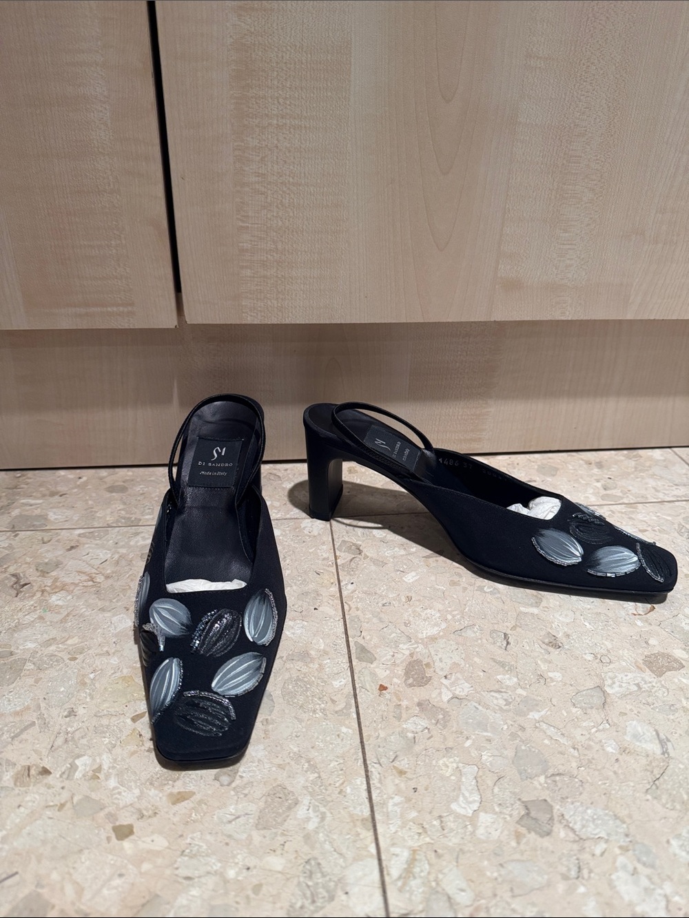 Di Sandro Black Slingback Heels with Gray Painting & Beading Size 37 Women’s